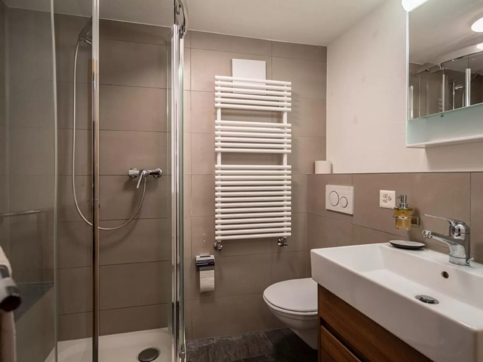 Chesa Sulegl - ÖV inklusive-Image-tags.info