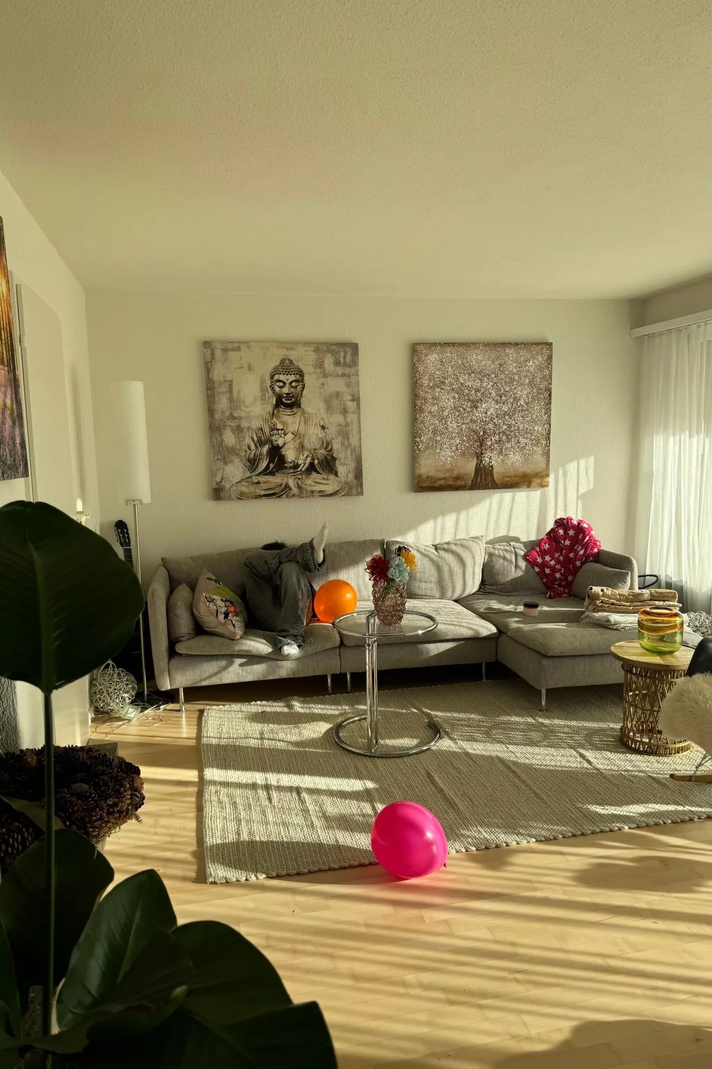 Silent Escape-Inside