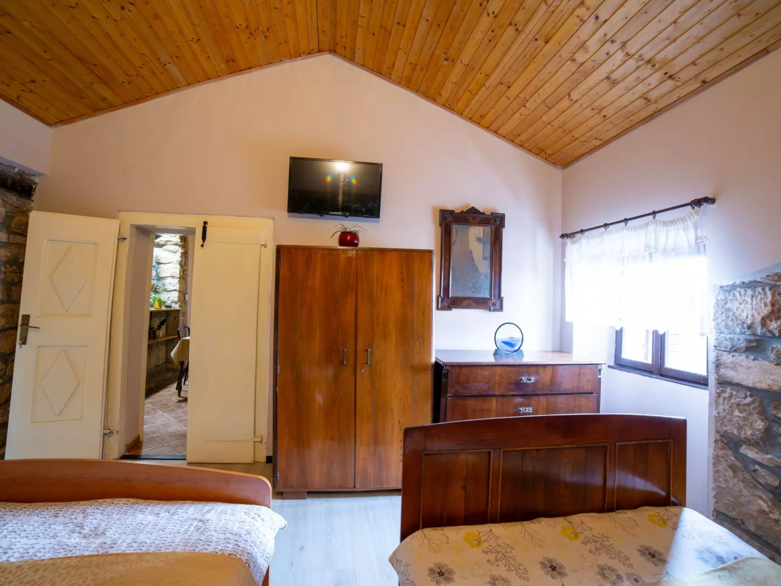 'Frane' mit eigenem Pool-Dedans