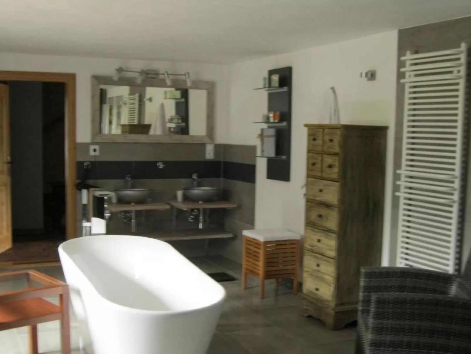 In Szopa mit Garten und Terrasse-Dedans