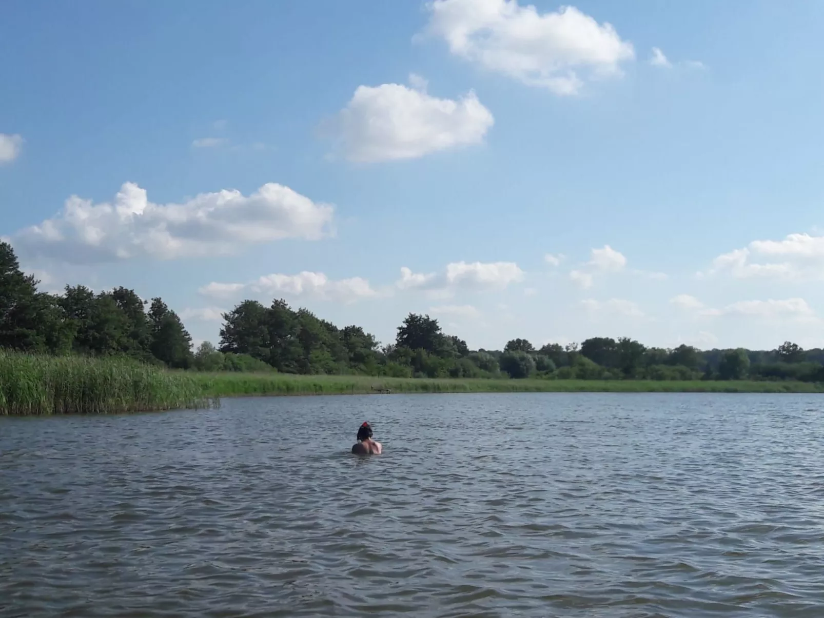 Wohnung in Lelkendorf mit Großem Balkon-Draußen