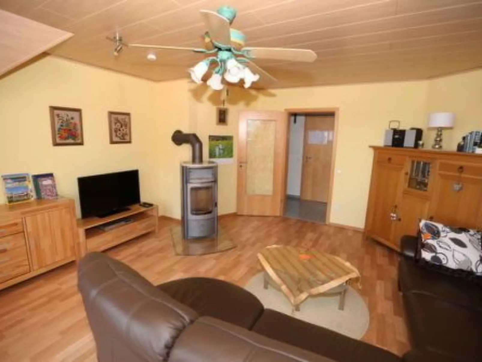 Wohnung in Oberwaldbach mit Garten und Grill-Drinnen