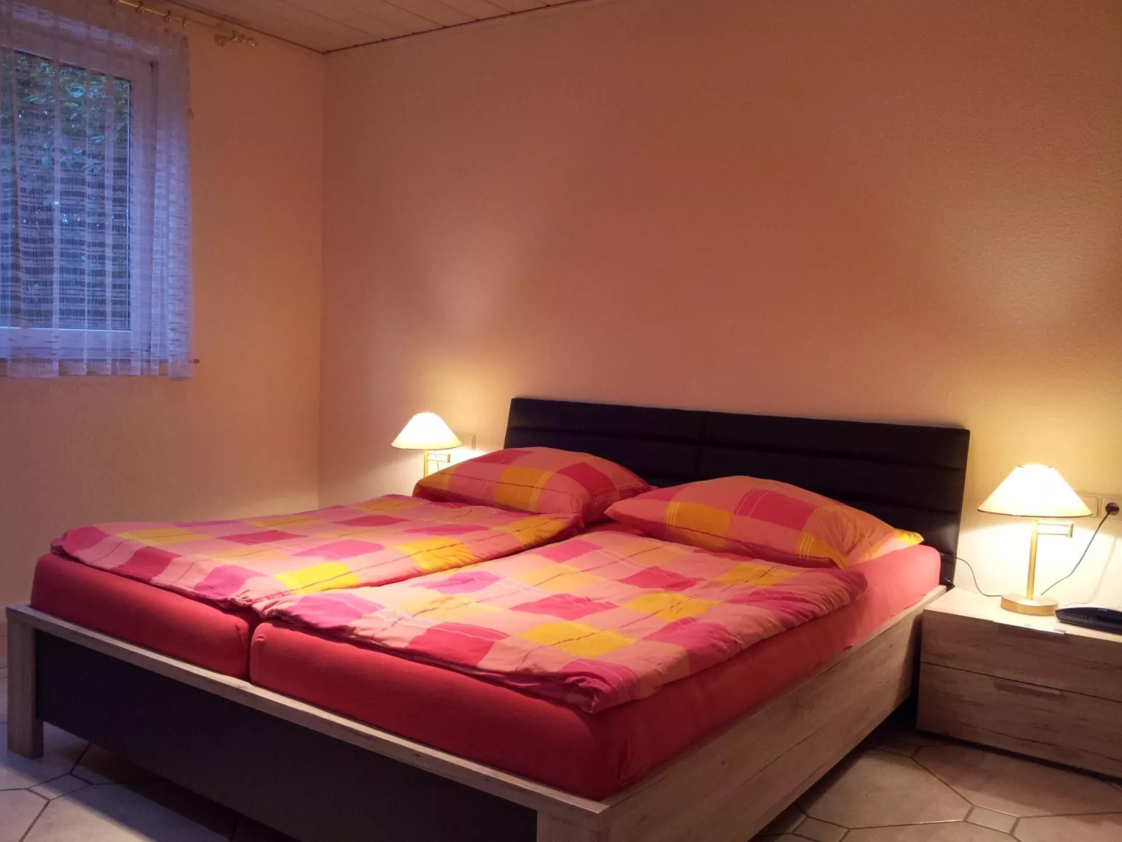 Doppelappartement Privater Zugang zur Sauna und Garten-Image-tags.info