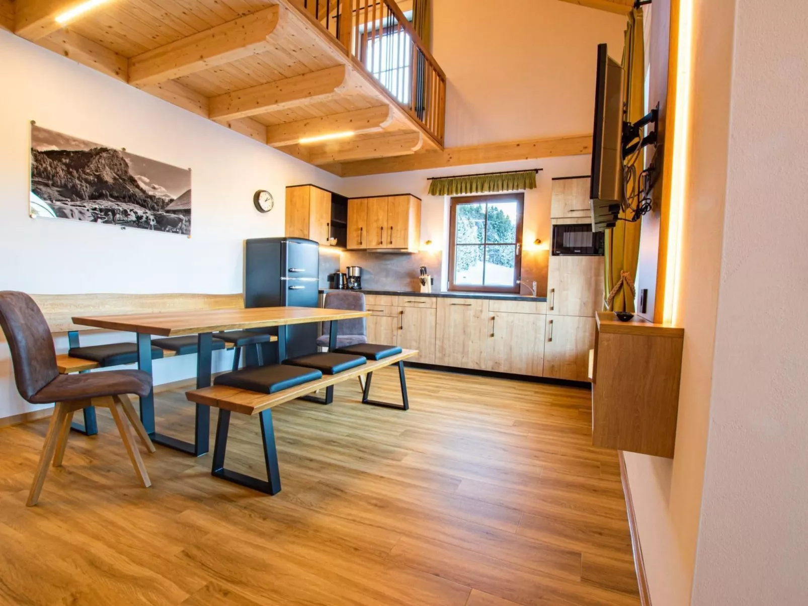 In Gemeinde Hermagor-Pressegger See mit Terrasse, Grill und Garten-Drinnen