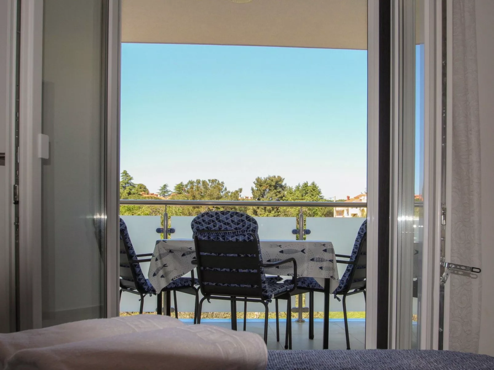 Wohnung "Sofia" mit Balkon-Draußen