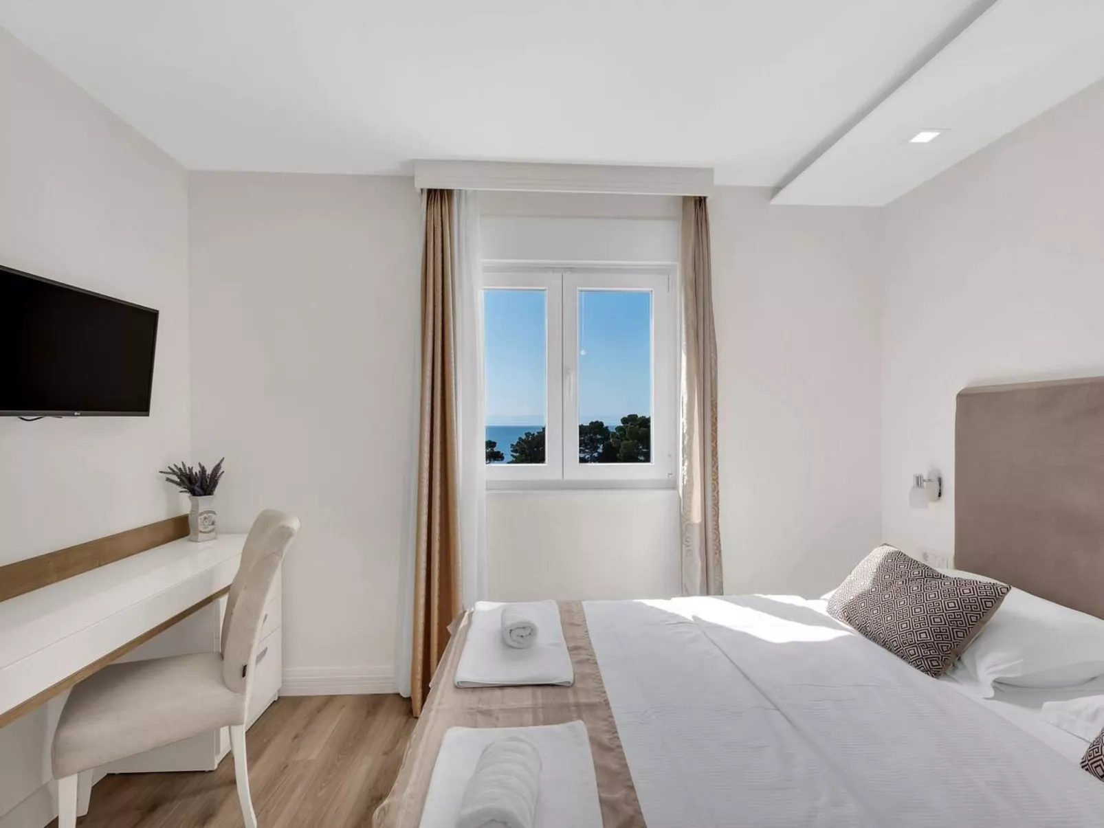 Apartment Hrvoje - nur 50m bis zum Meer-Inside