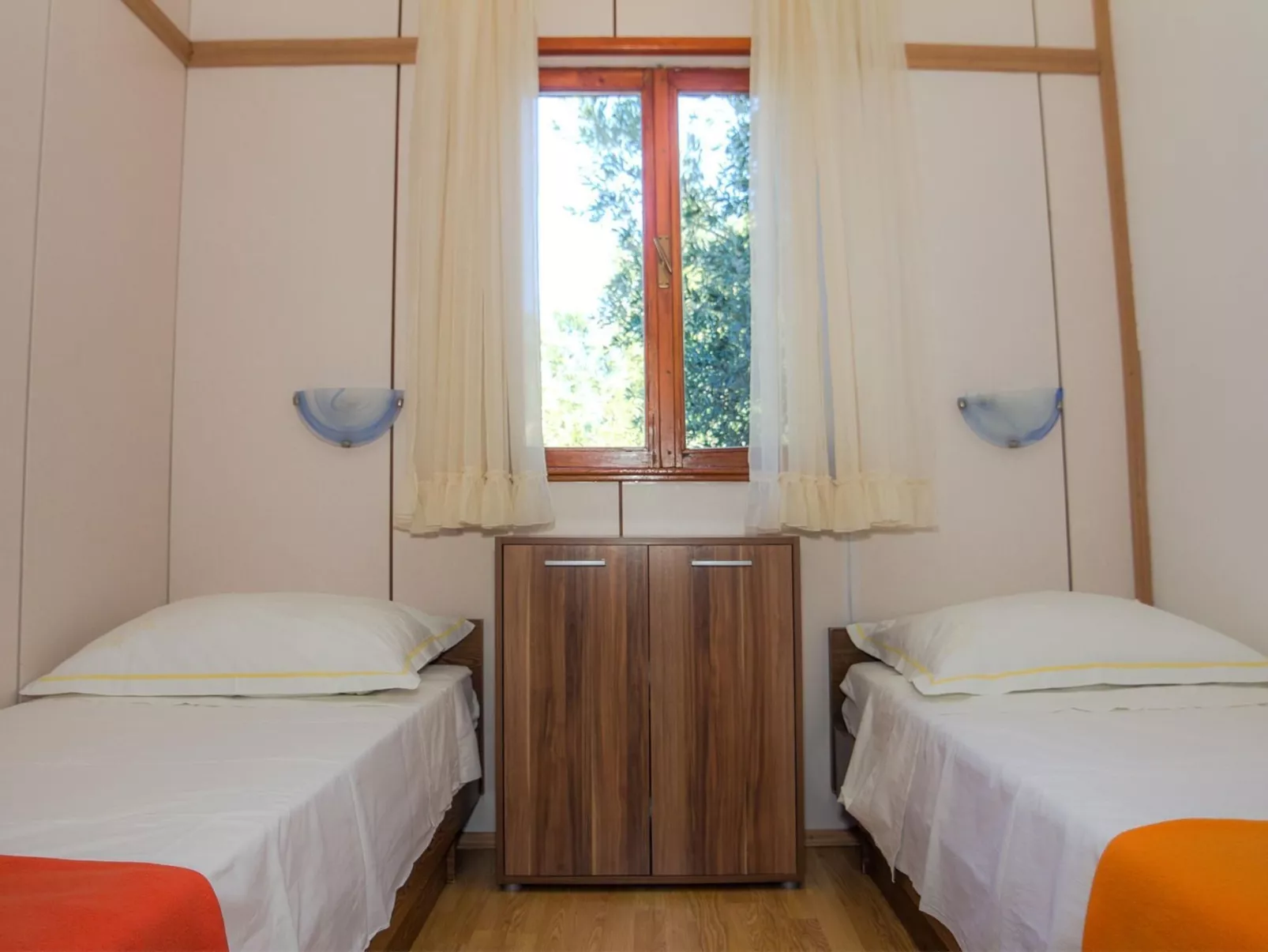 In Maslinica mit Großer Terrasse-Inside