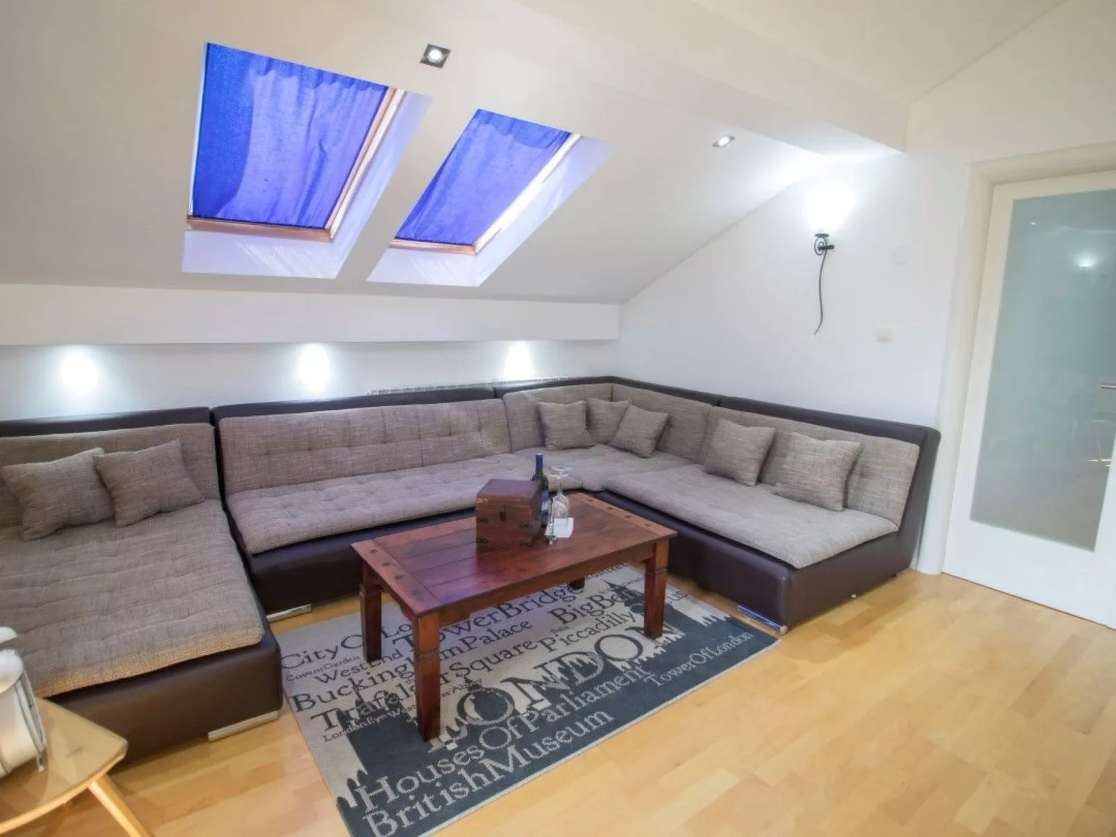 Villa Ni-Sa mit Privatpool für 11 Personen-Image-tags.info