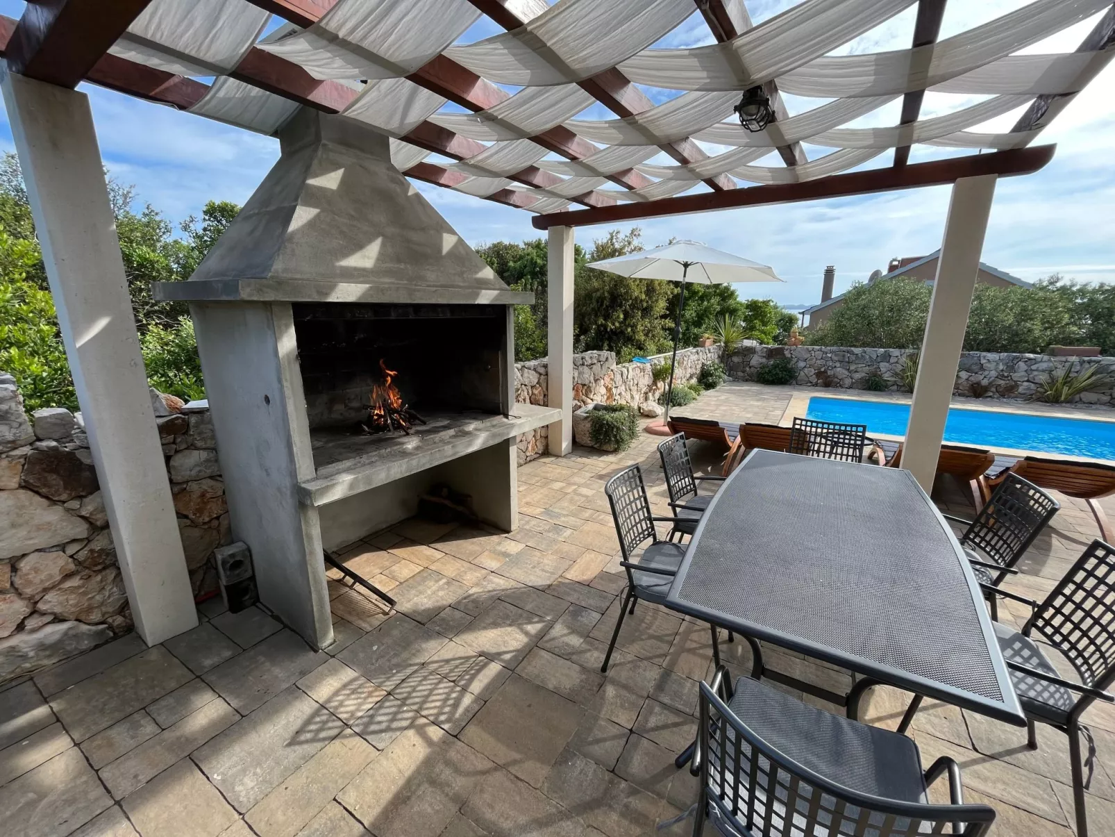 Modernes Ferienhaus Robinson in Dobropoljana-Outside