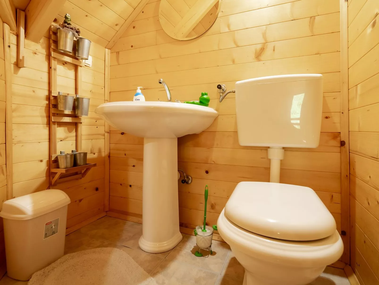 IDEAL FÜR FAMILIEN, PAARE UND NATURLIEBHABER-Inside