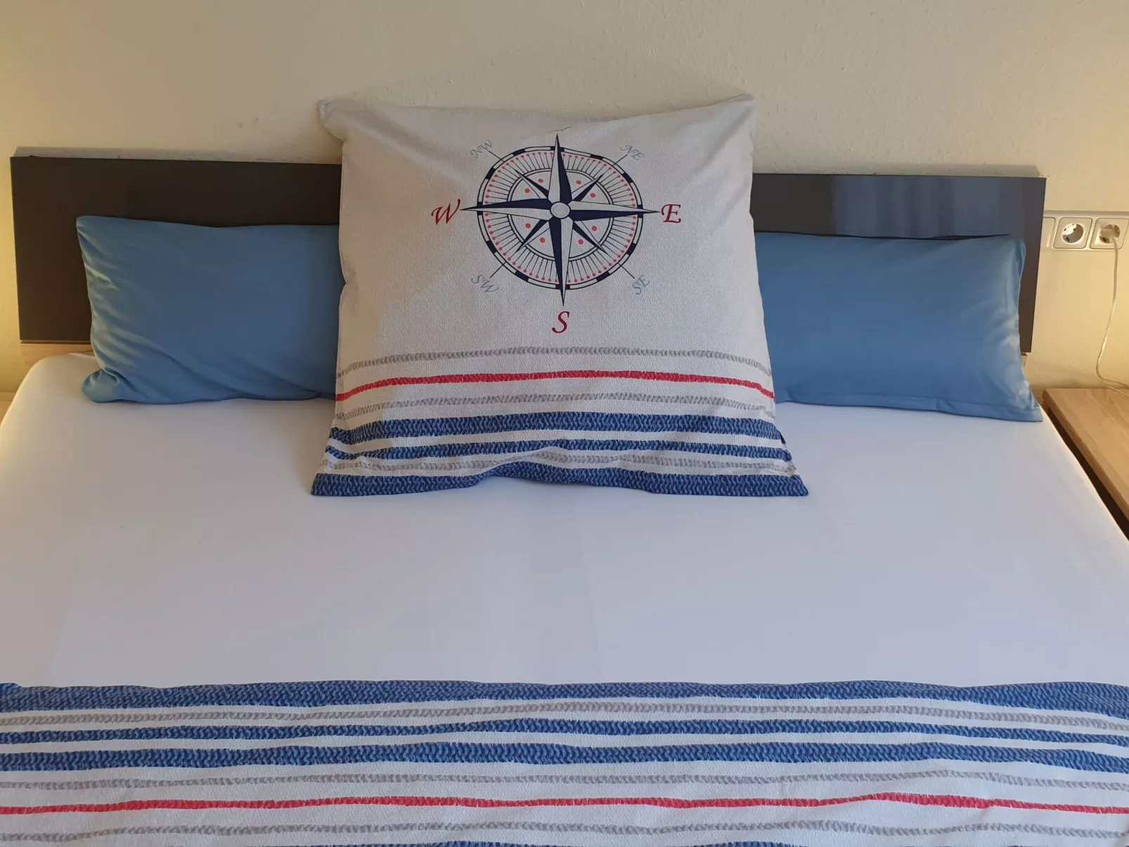 Dreibettzimmer mit Lounge-Terrasse und Garten - Inside