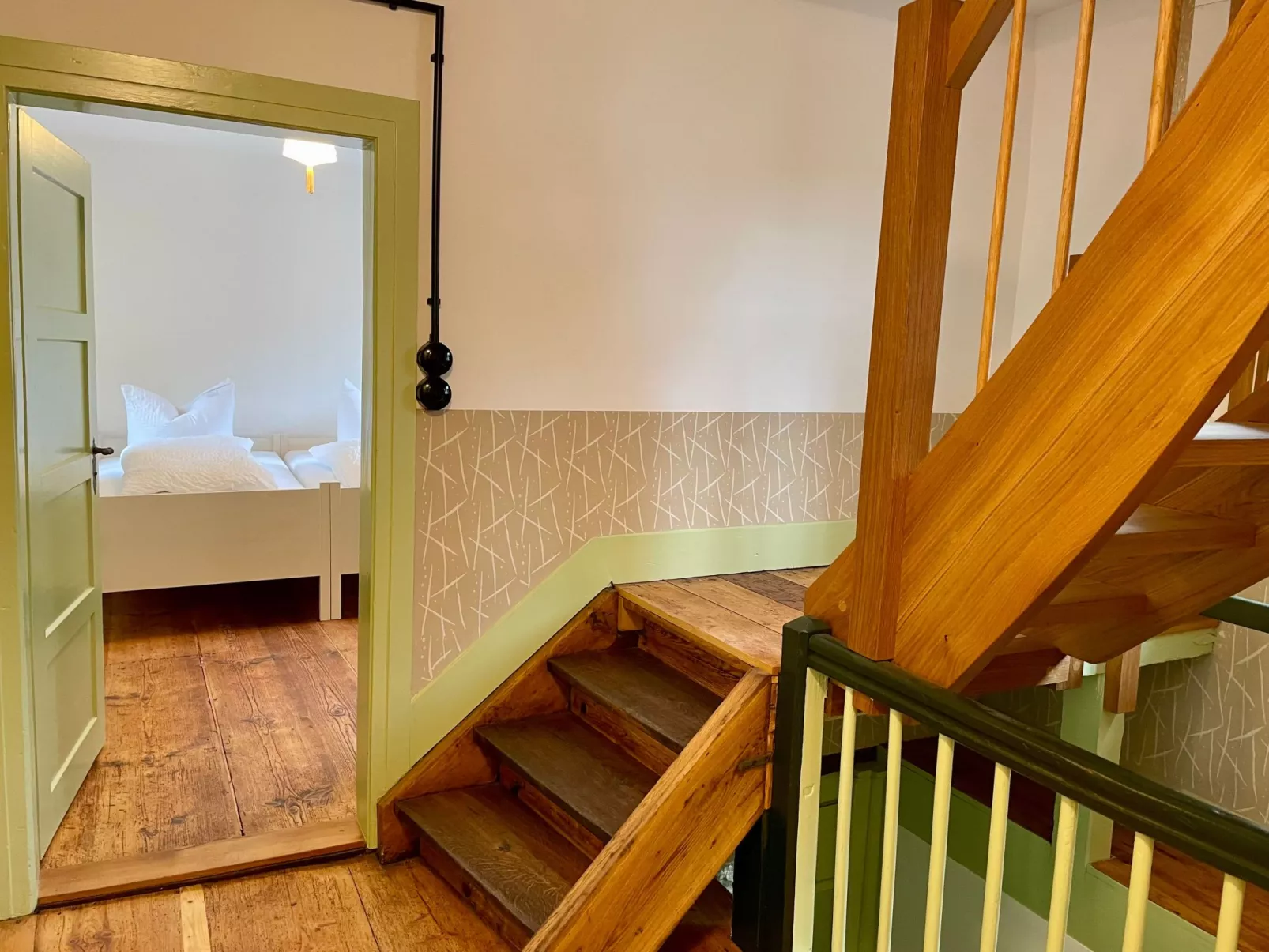 Nassauer Forsthaus-Drinnen