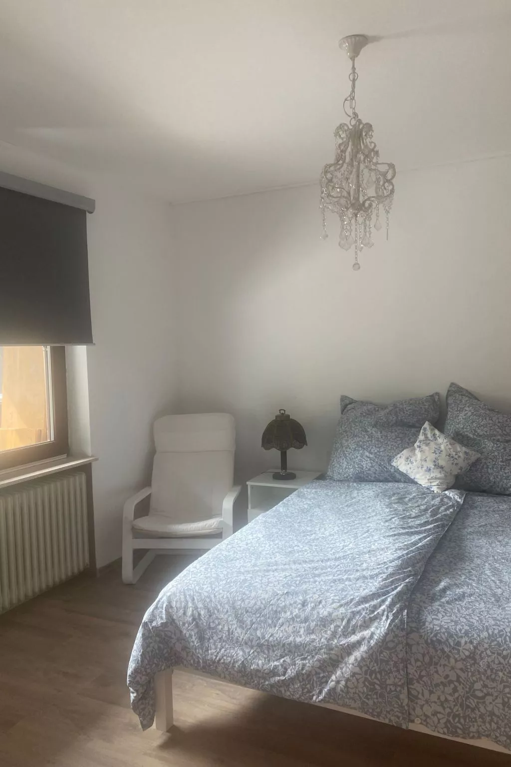 Appartement mit Balkon-Drinnen