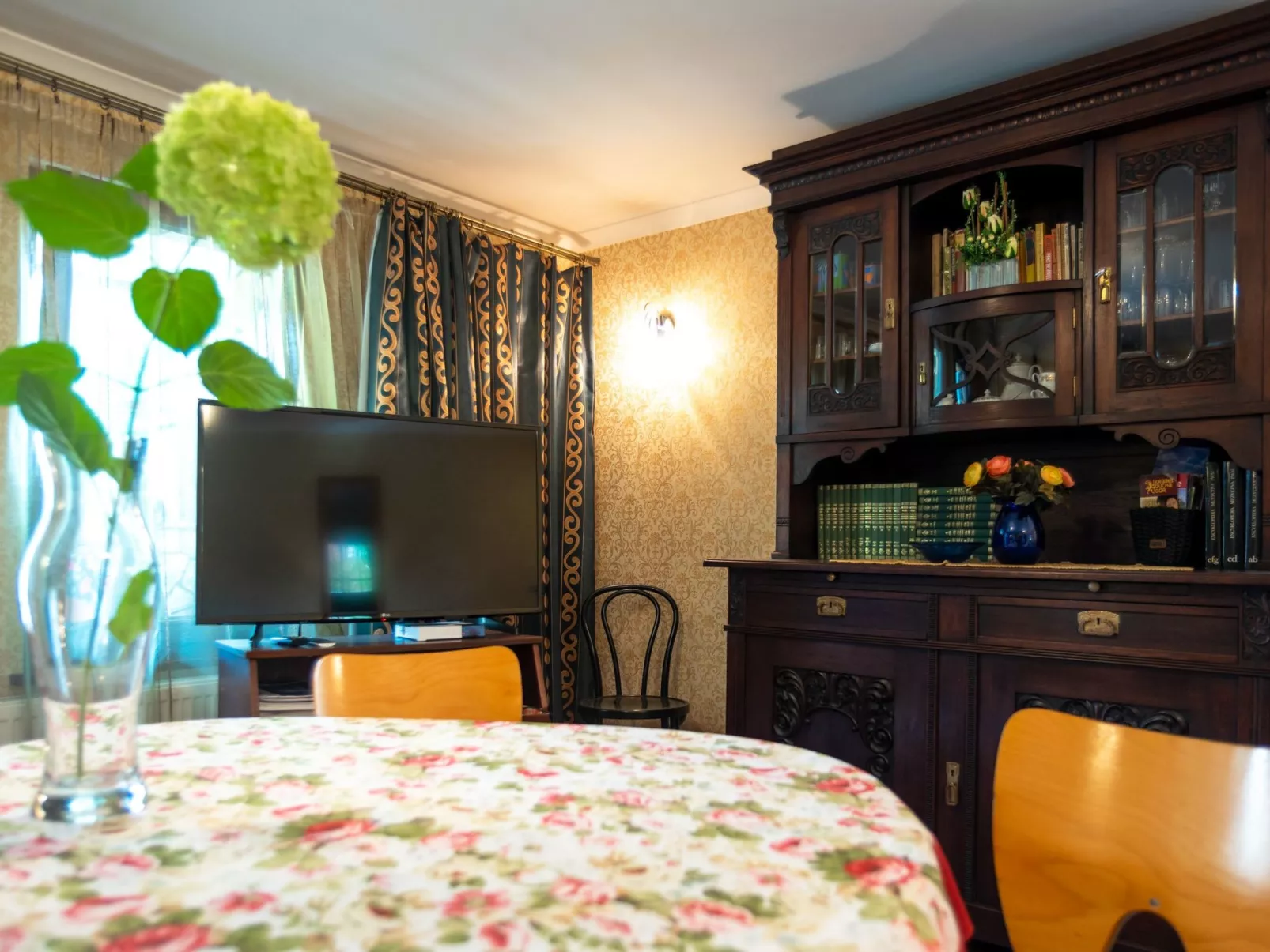 Wohnung mit Terrasse, Garten und Grill-Inside