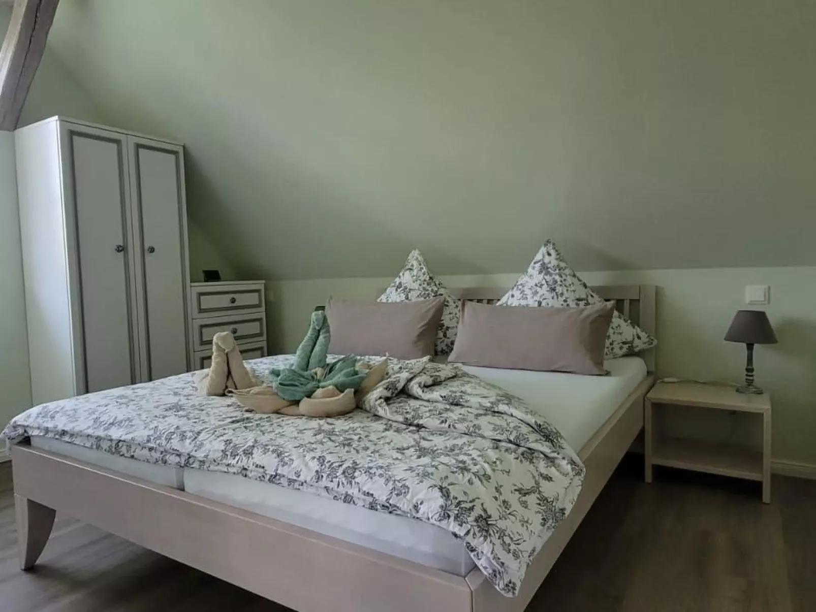 Zochiserlebnishof-Inside