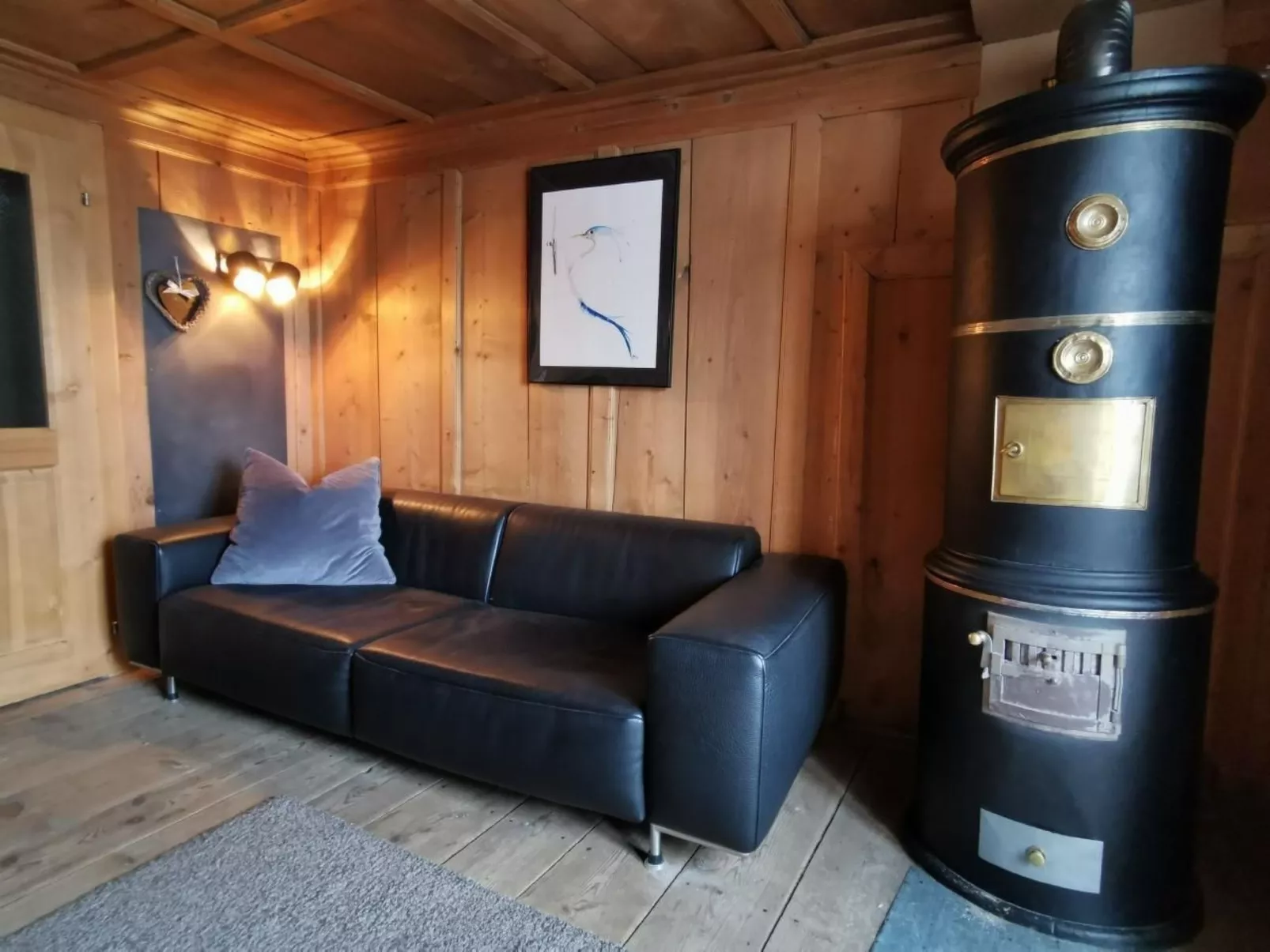 Maiensäss 5.5 Zi. freistehend und romantisch-Drinnen