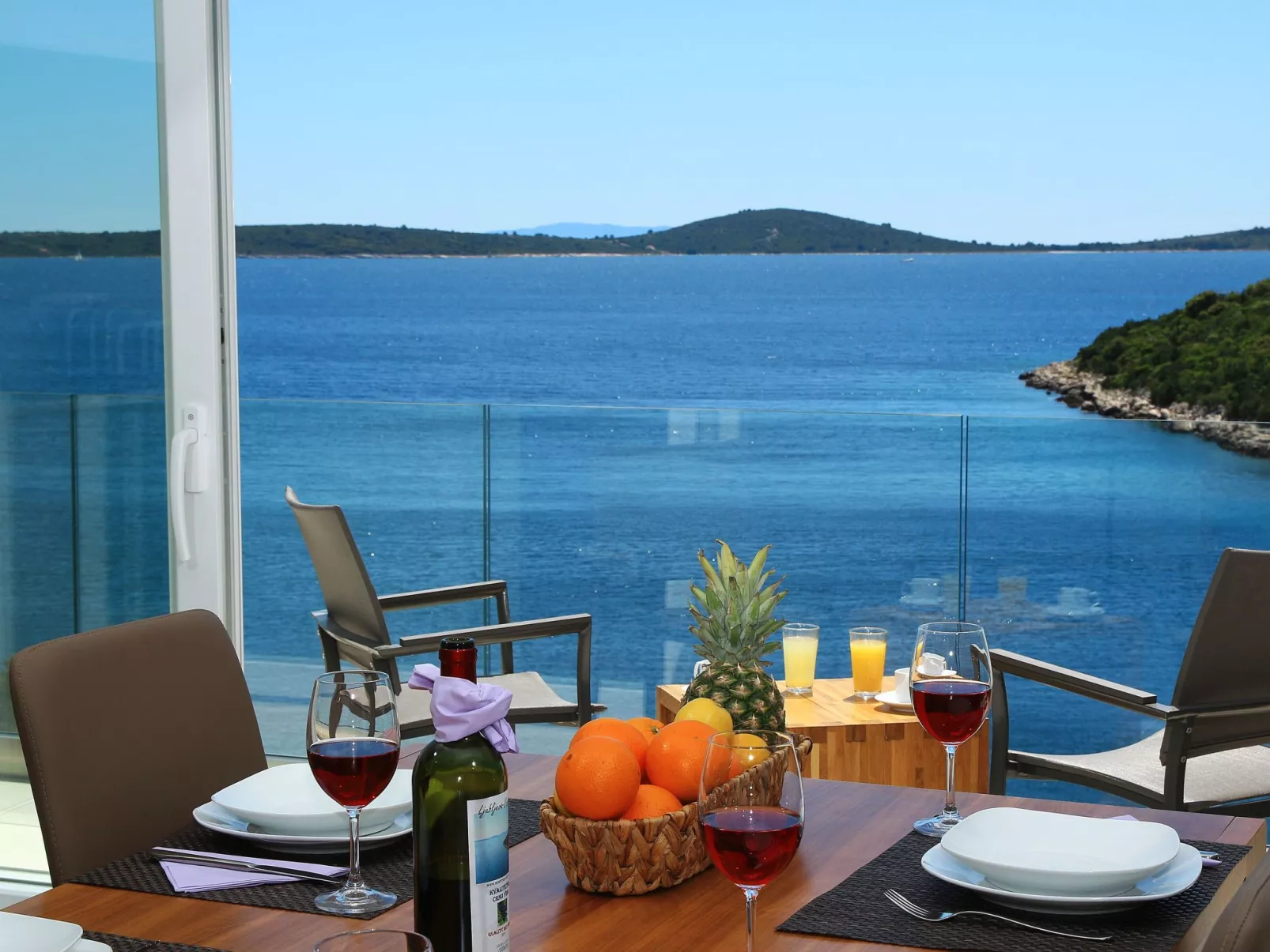 Villa by the Sea-Draußen