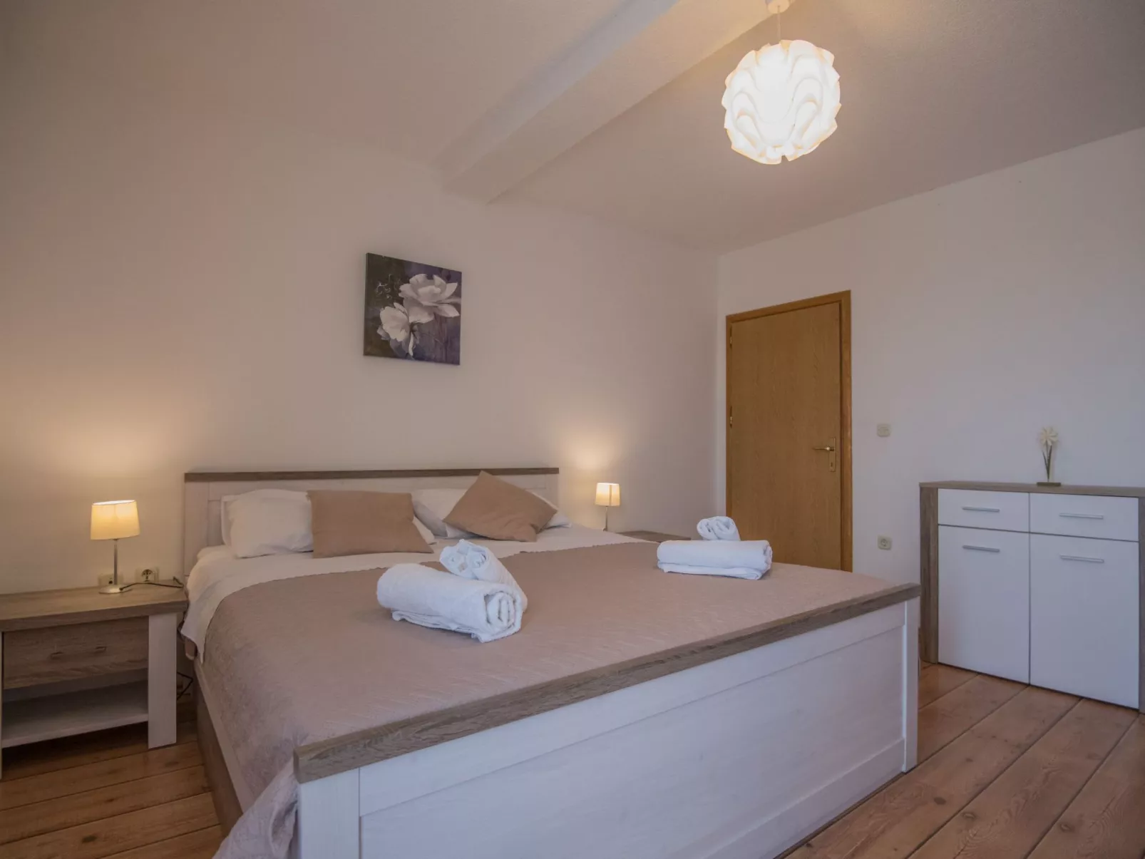 Freistehende Villa Iva Grubine mit Privatpool-Inside