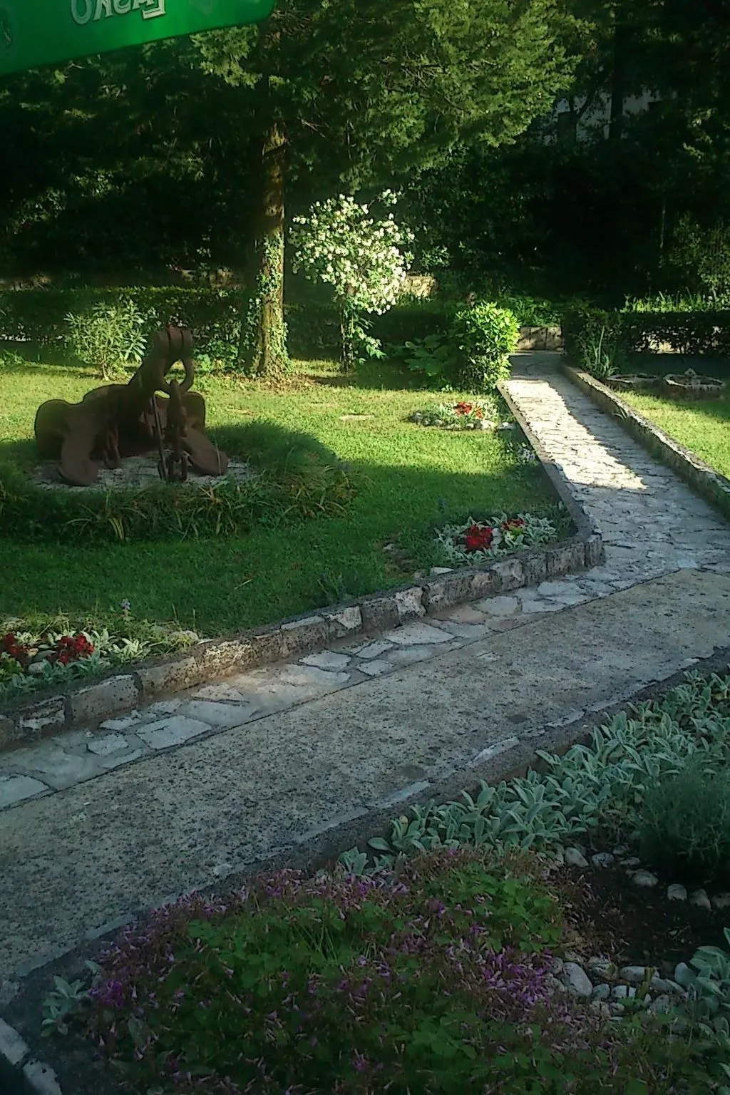 Gemütliches kleines schönes Haus für max. 4 Personen-Draußen