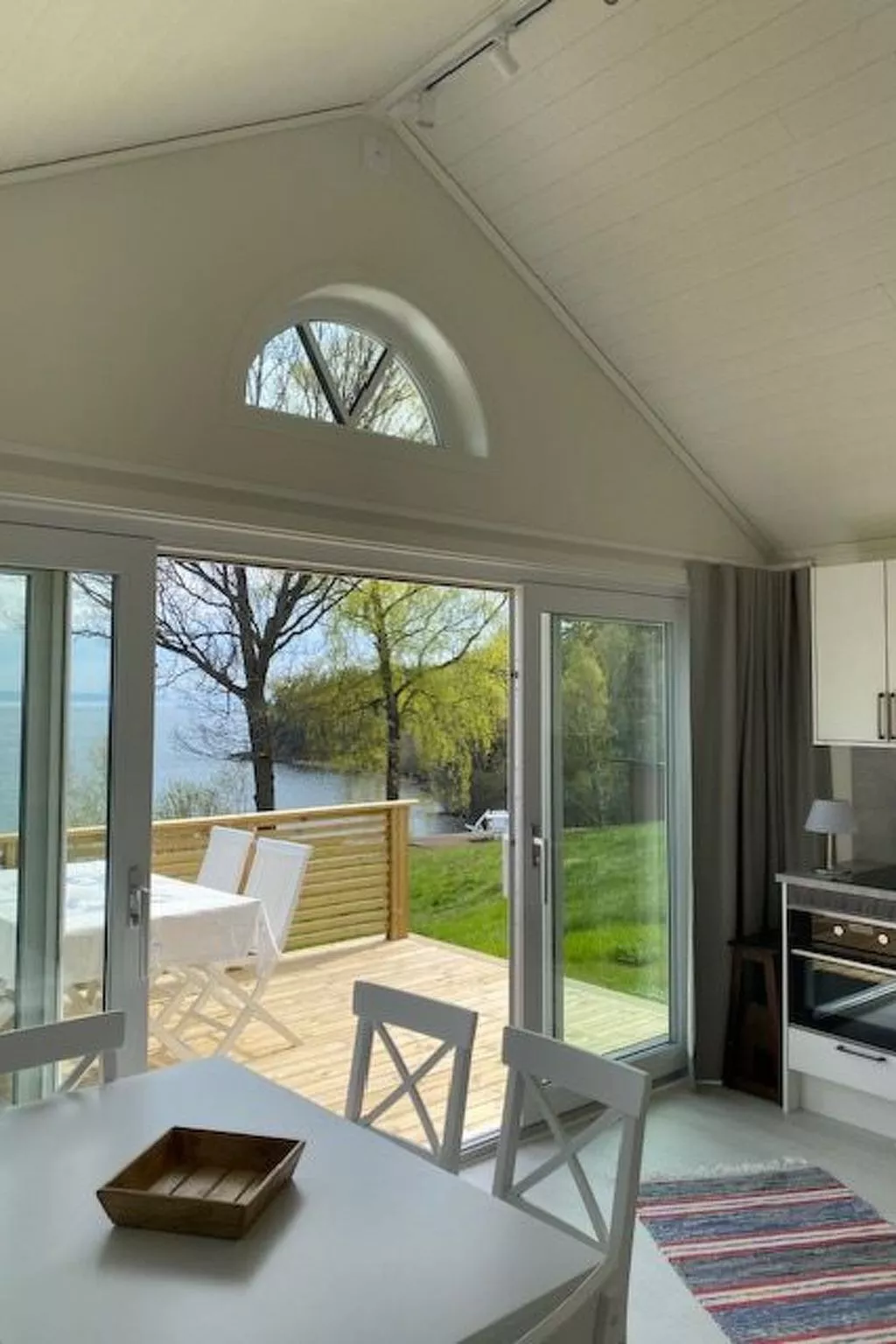 Ein  kleines Holzhaus-Dedans