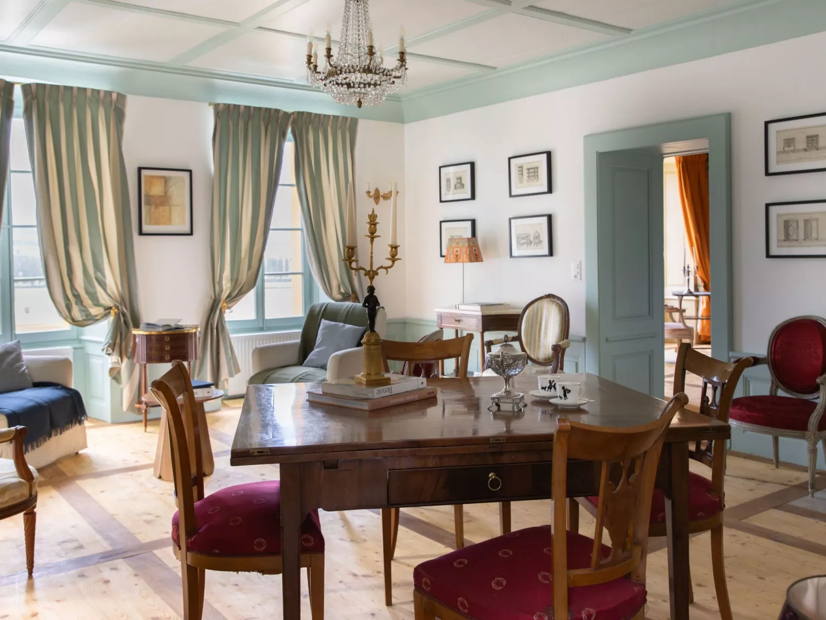 Appartement LouisXVI-Drinnen