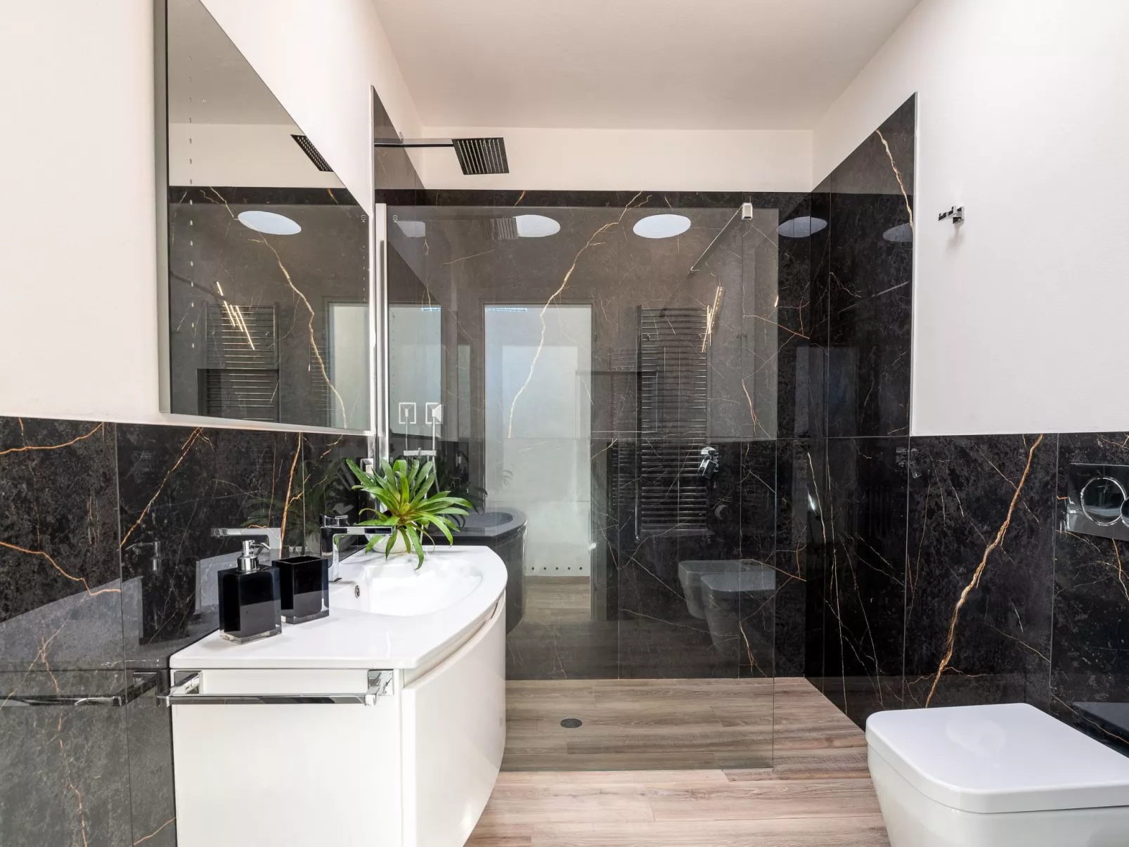 Punta Ala Villa-Inside