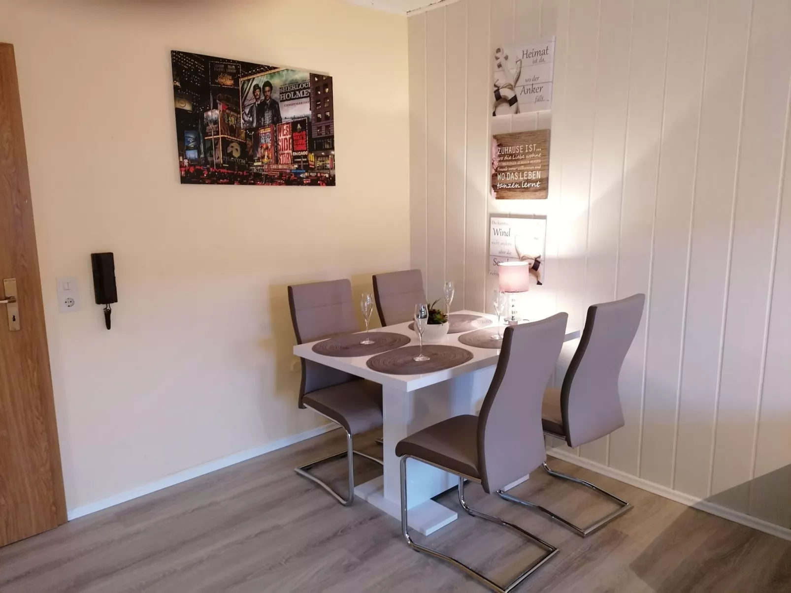 Gemütliche Wohnung in Norderschweiburg-Image-tags.info