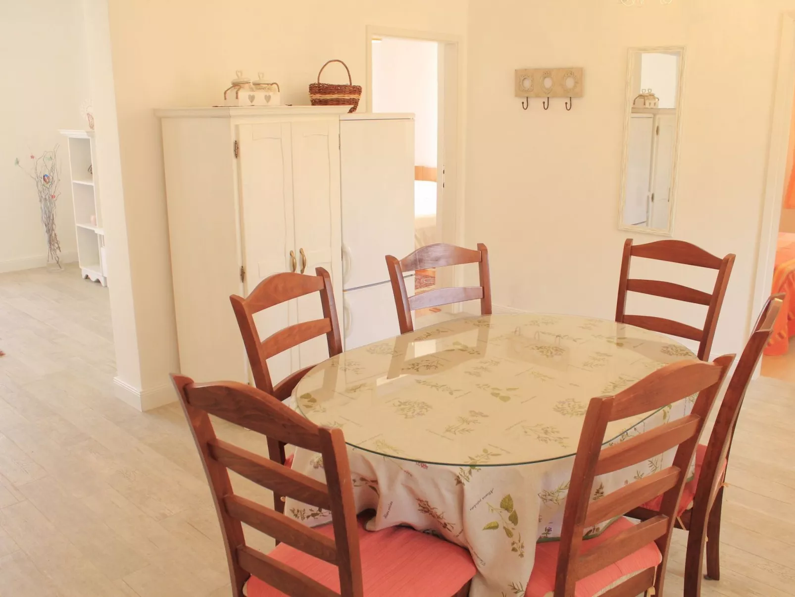 "Krajka" mit Blick auf das Wasser-Inside