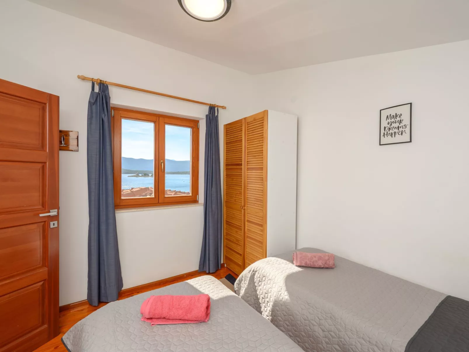 "Haus Gluscevic" direkt am Strand-Inside