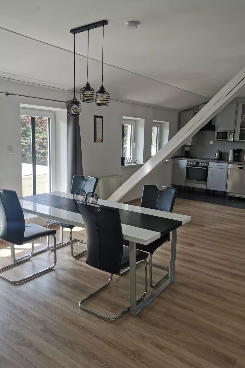 Scheunen Nest-Drinnen