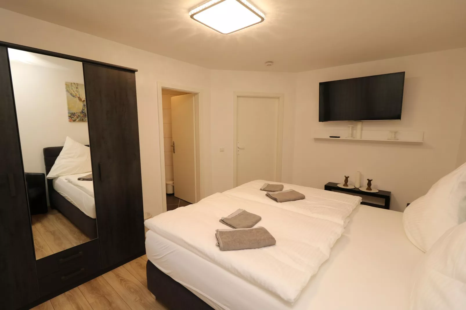 Apartment in Messenähe-Bedroom