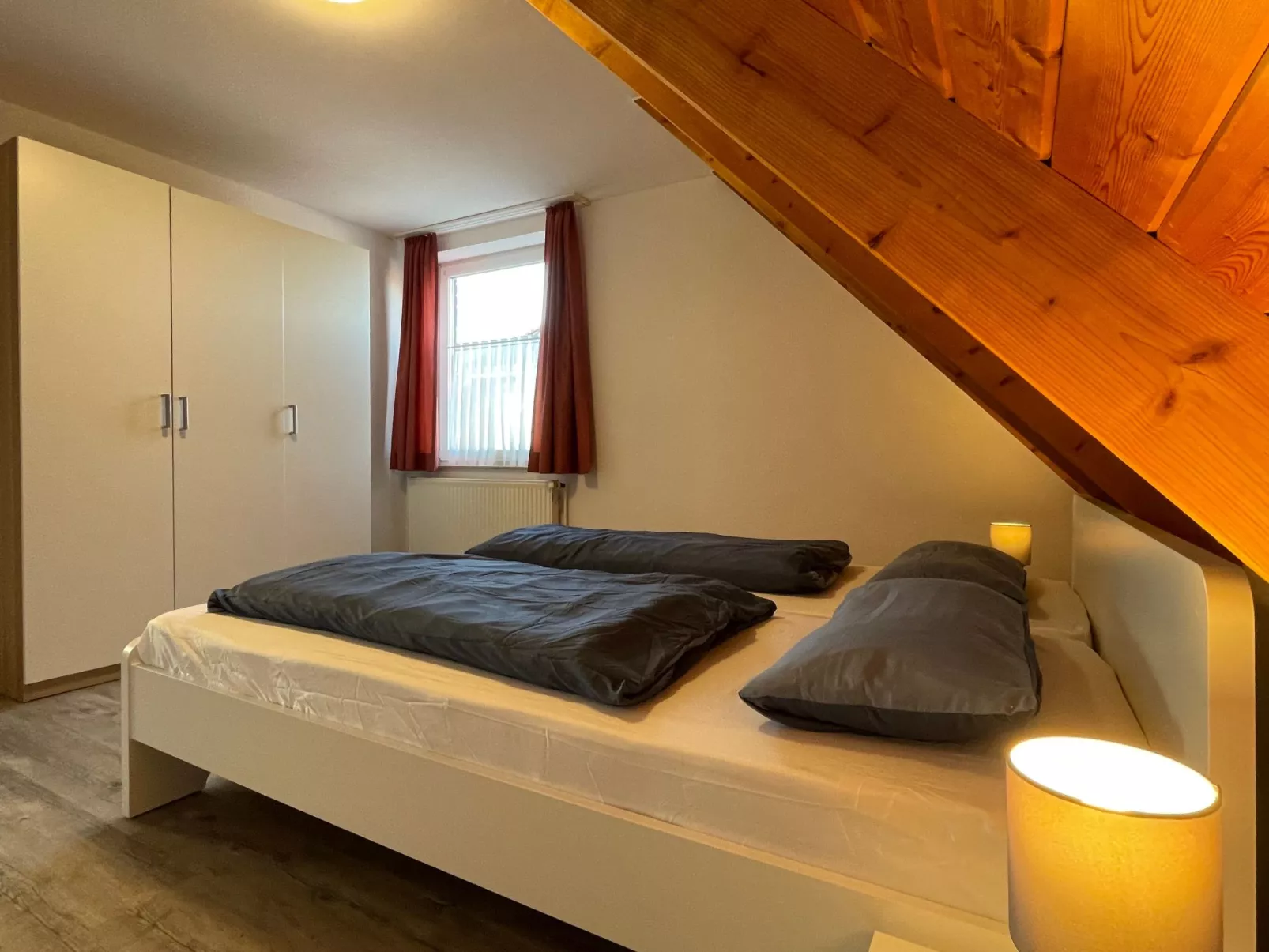 Einladende Obergschosswohnung mit sonnigem Balkon-Inside