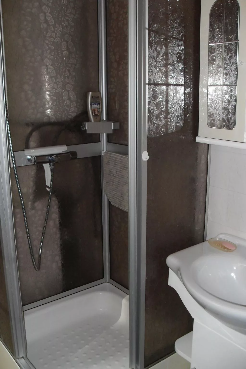 Idyllisches Ferienhaus in ruhiger Lage-Dedans