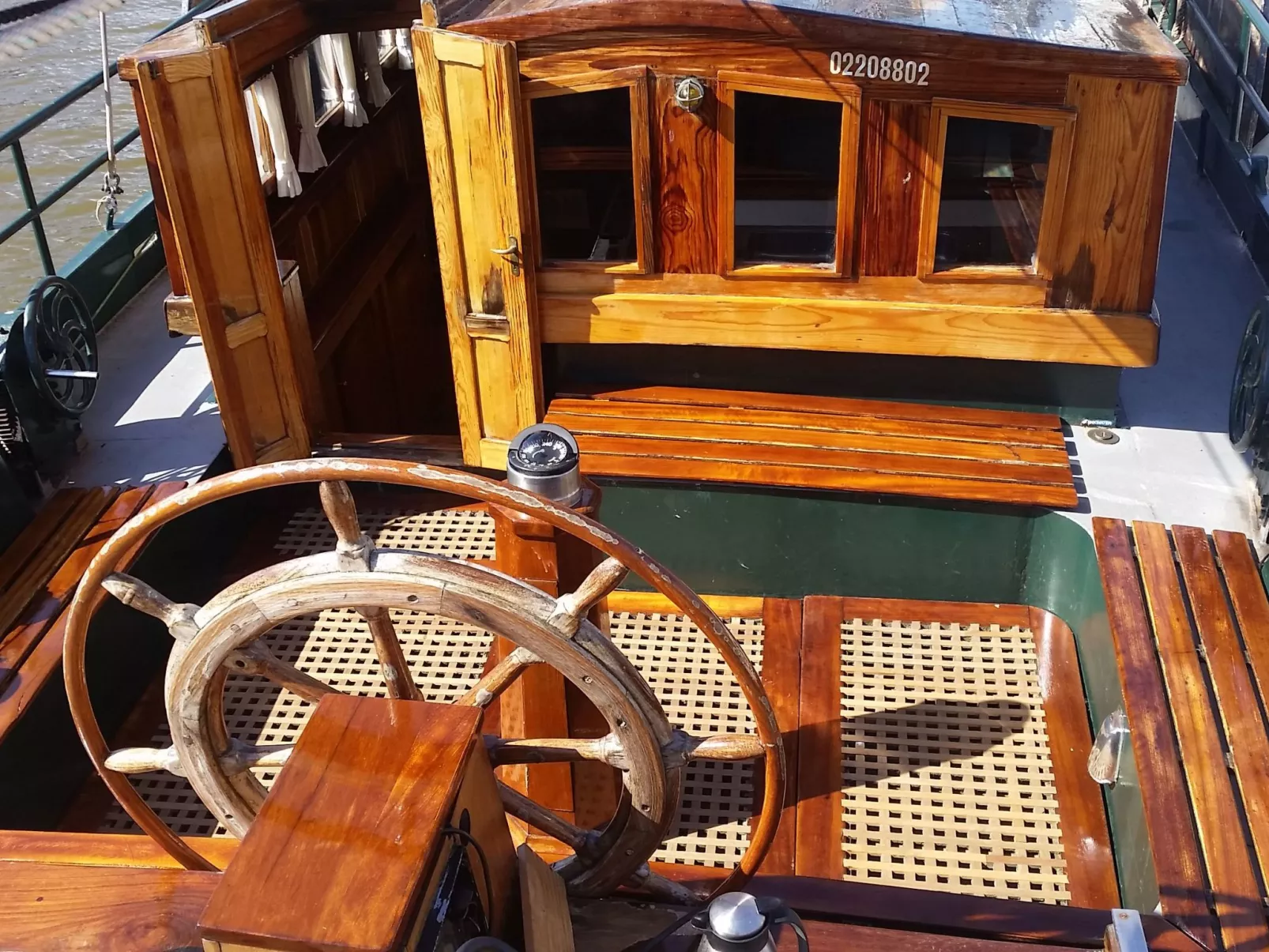 Hotelschiff Tjalkjacht Pelikaan-Dehors