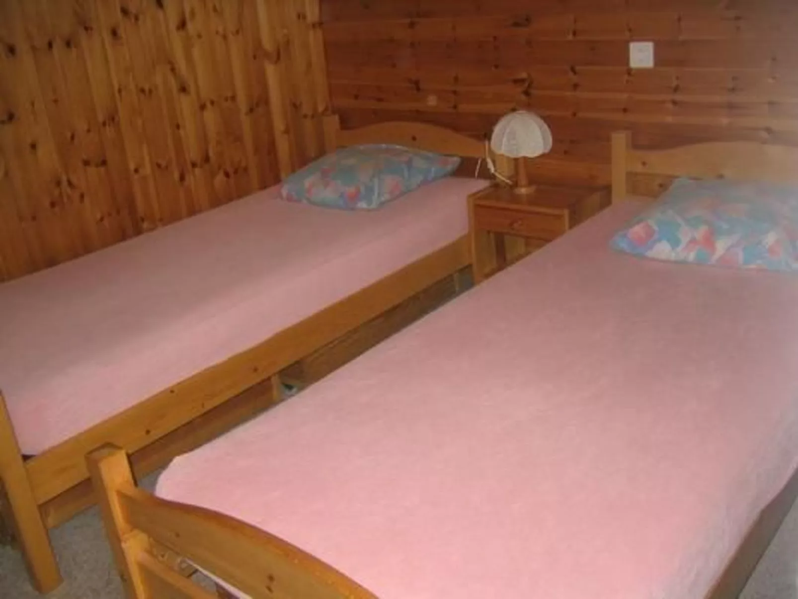 Chalet, Dil Arom, geschlossener Garten-Inside