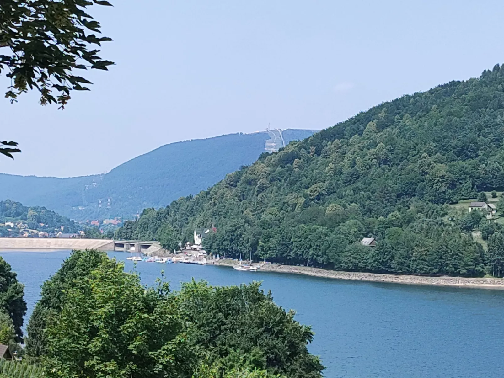 Modernes Ferienhaus in Kiczora mit Großem Garten - Draußen