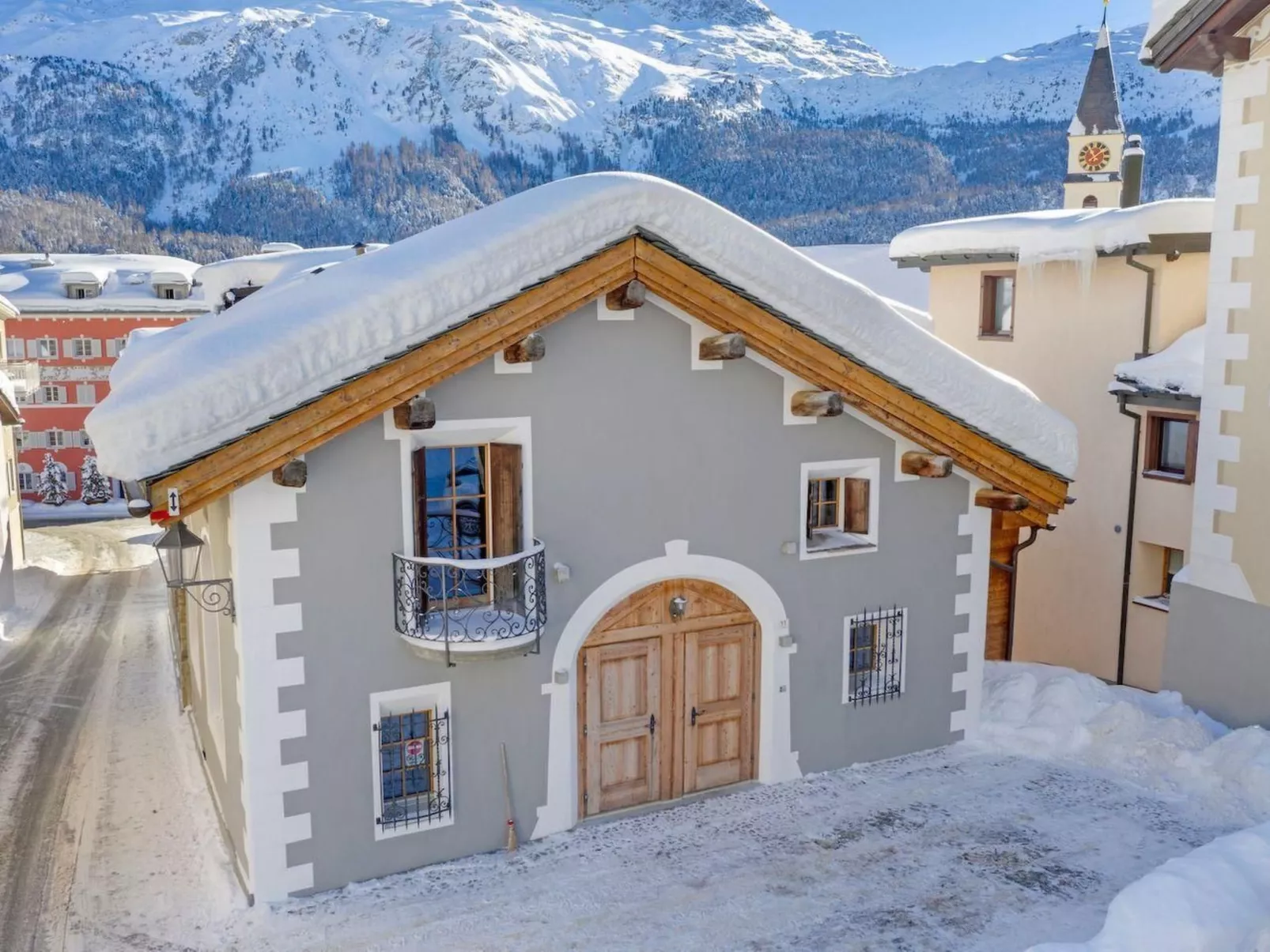 Chesa Güglia Silvaplana-Draußen