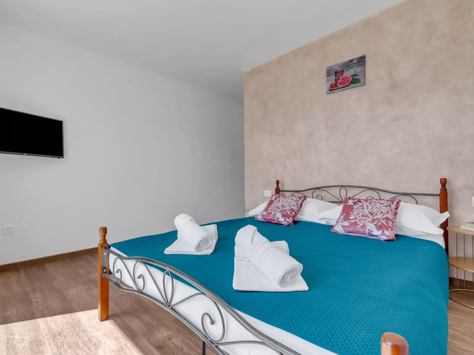 Alleinstehende Villa Slime mit Pool und Garten-Inside