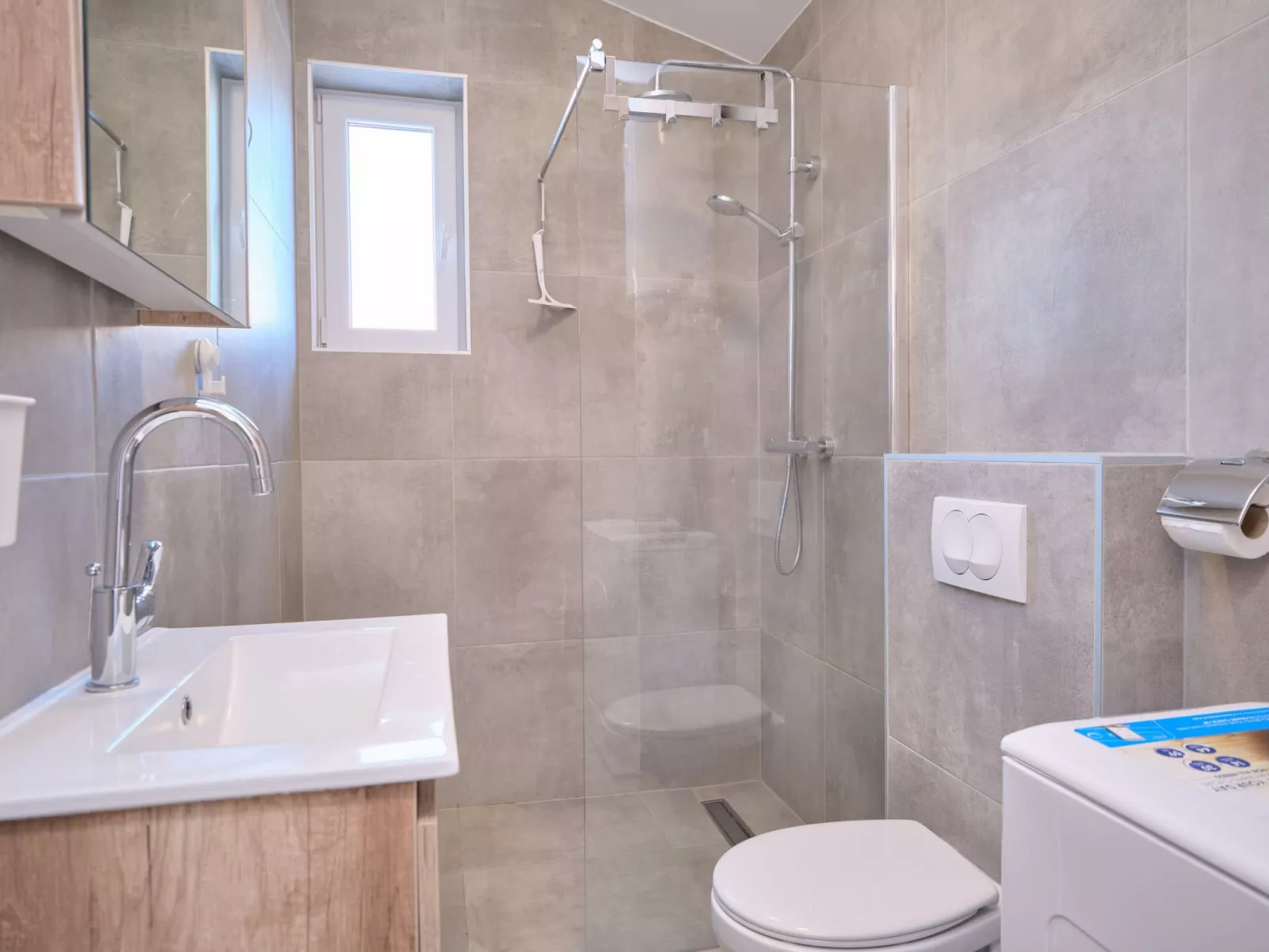 Für 4 Personen ca. 65 m&sup2; in Mastrinka, Adriaküste Kroatien (Kroatische Ins-Drinnen