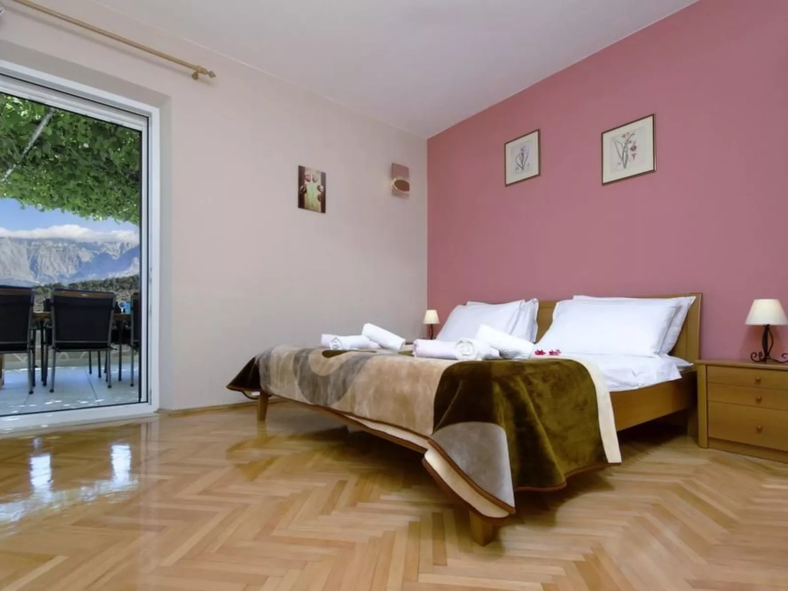 Ferienvilla "Lucian" mit Blick auf das Wasser-Drinnen