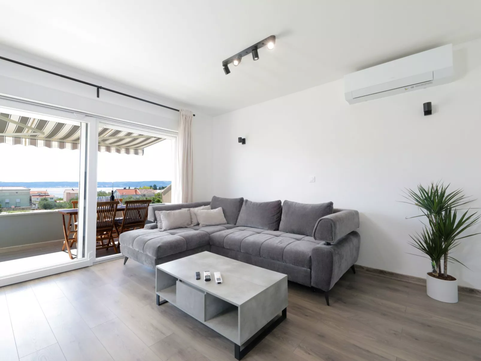 Apartman Matic-Dedans