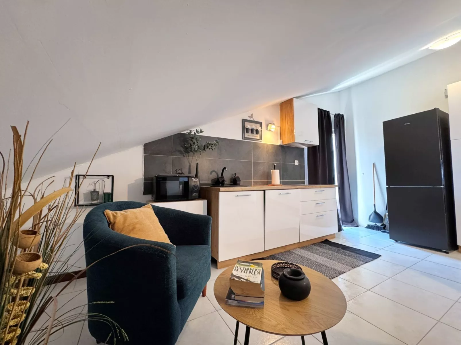 Apartment Lure - Drinnen