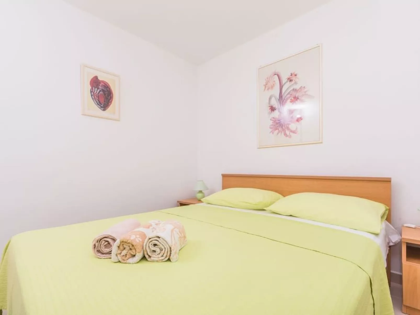 Große Wohnung in Klimno mit Möbliertem Balkon-Dedans