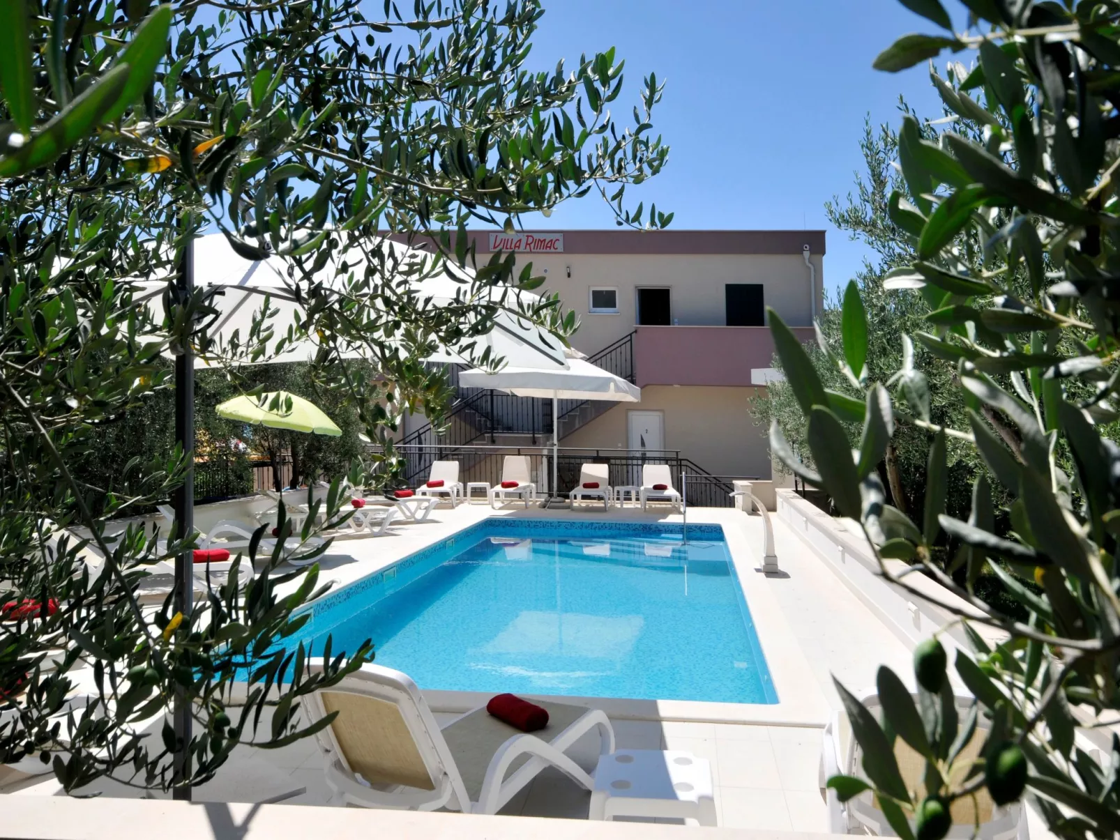 Villa Rimac in Kastel Stafilic mit Garten, Grill-Draußen