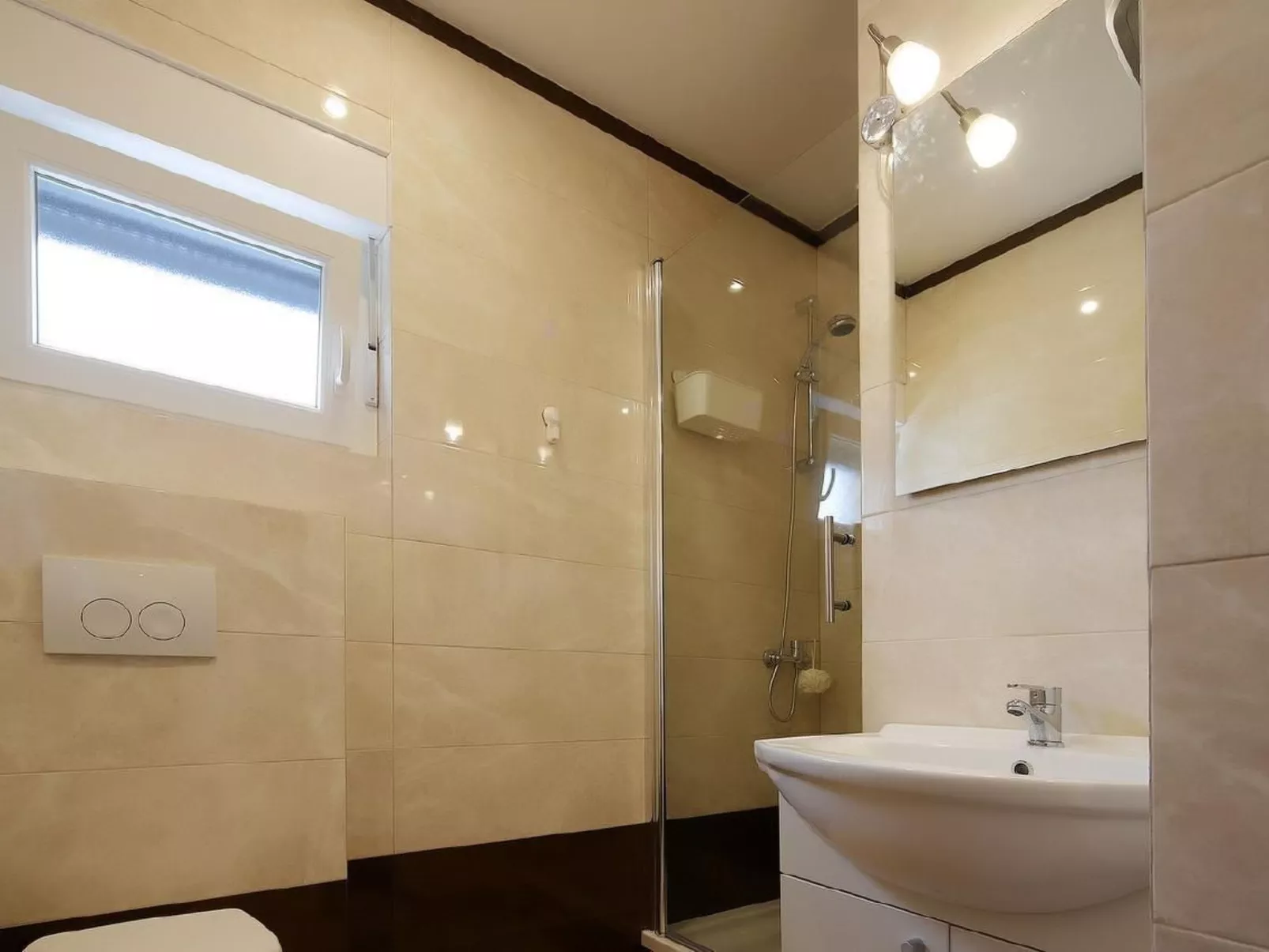 Wohnung in Šilo mit privatem Parkplatz-Drinnen