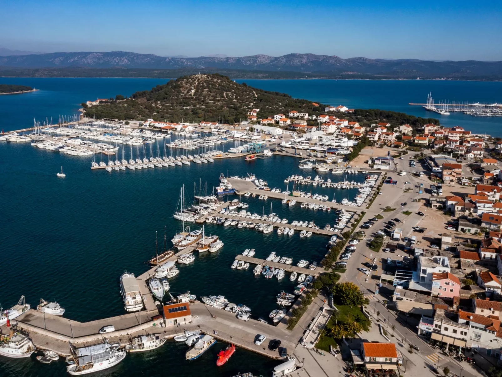 Wohnung mit Garten, Grill und Terrasse-Outside