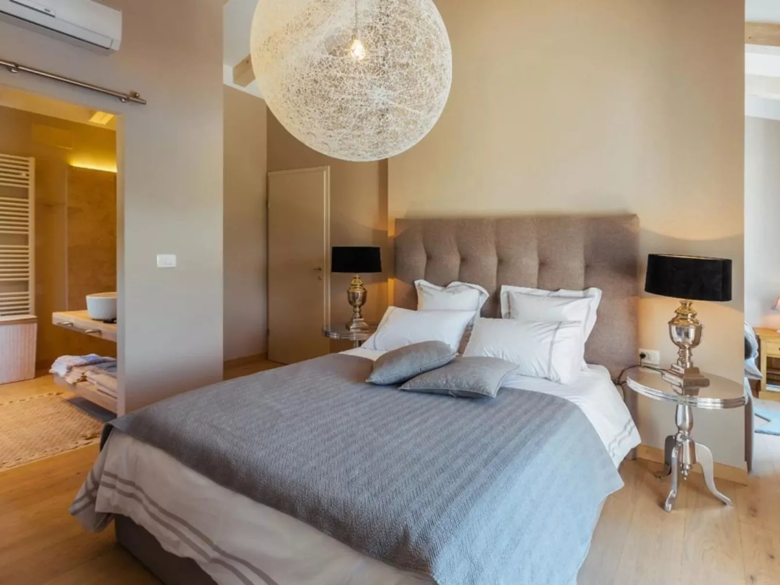 Villa Arabela mit 4 Schlafzimmern, in der Nähe von Porec-Inside