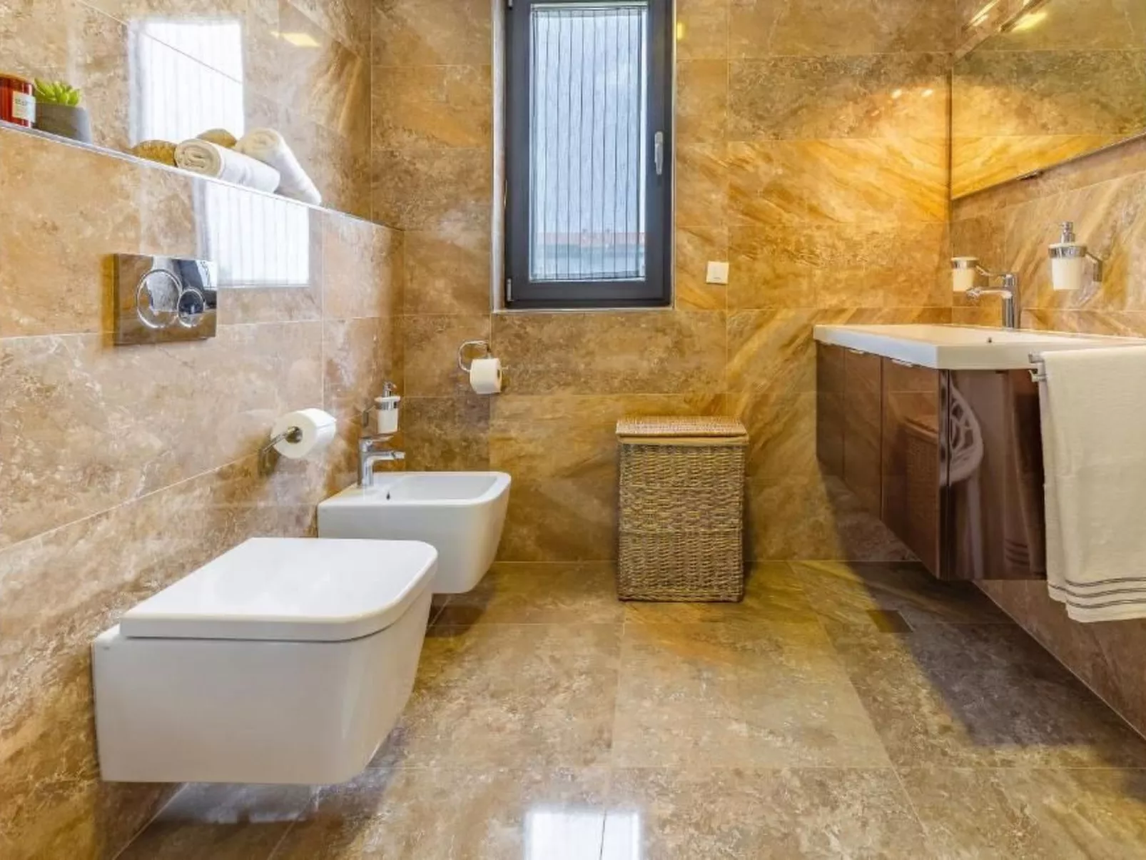 In Rovinj mit privatem Parkplatz-Drinnen