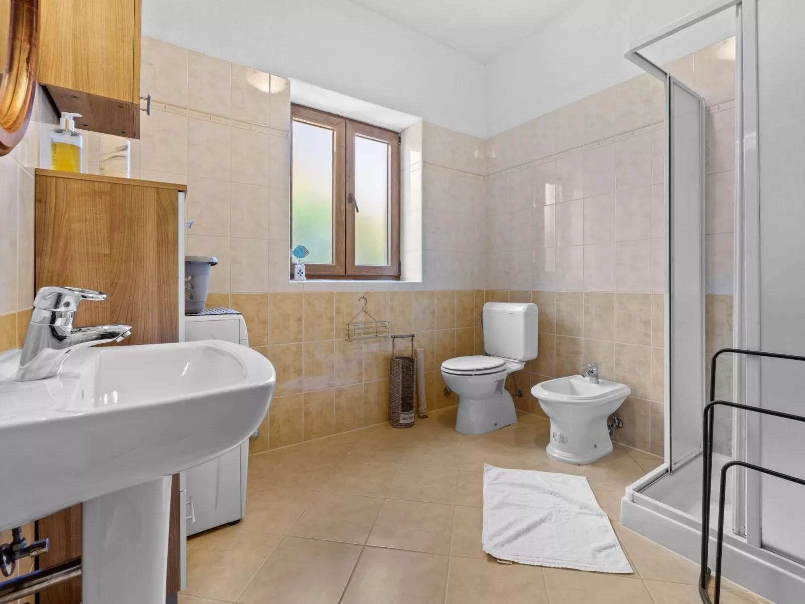 Villa Lara-Image-tags.info