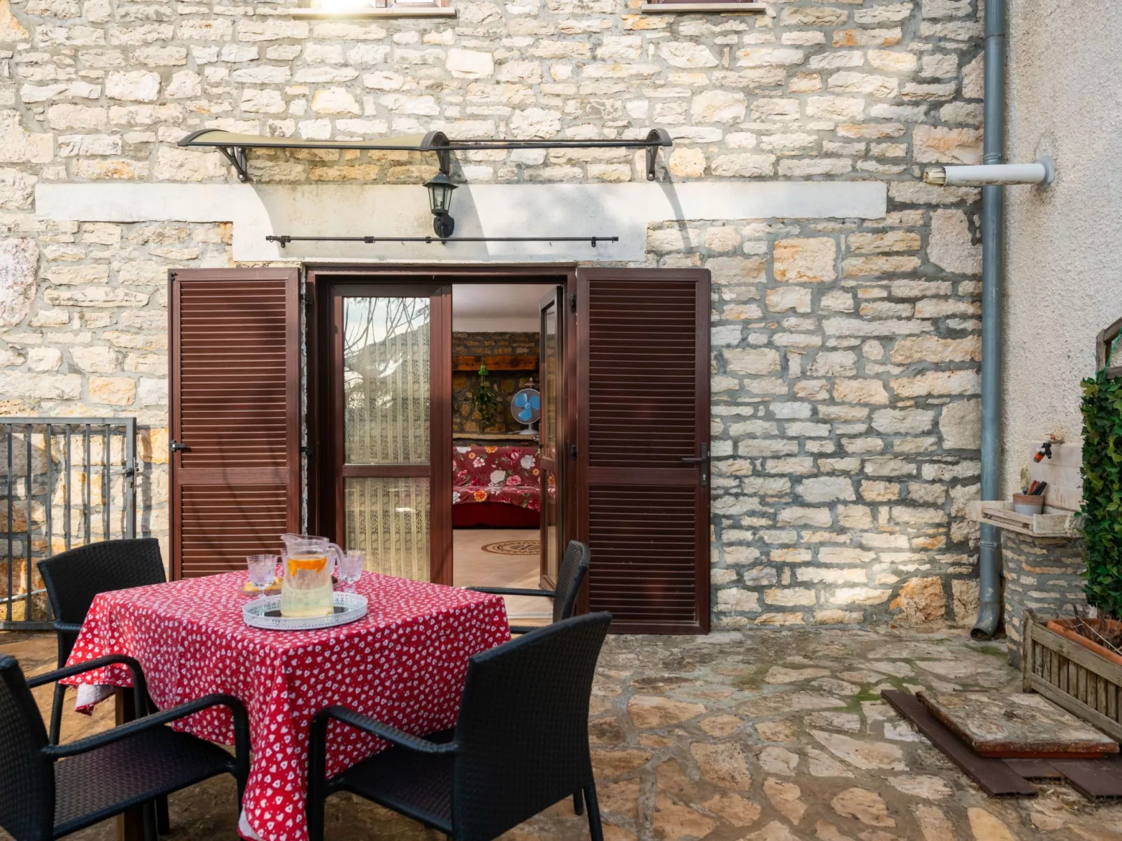 Apartment Larca-Dehors